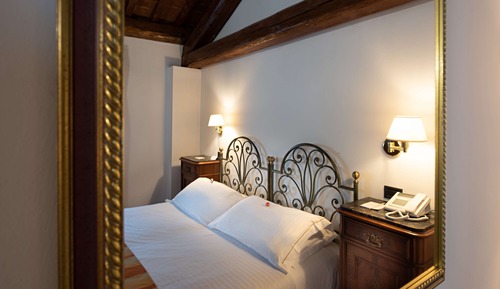 Economy Room, 1 Queen Bed, Non Smoking (Twin bed on request)