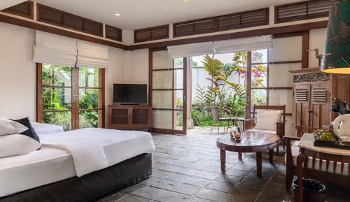 Suite, Garden View