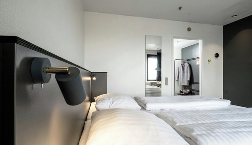 Standard Twin Room, 2 Twin Beds, City View