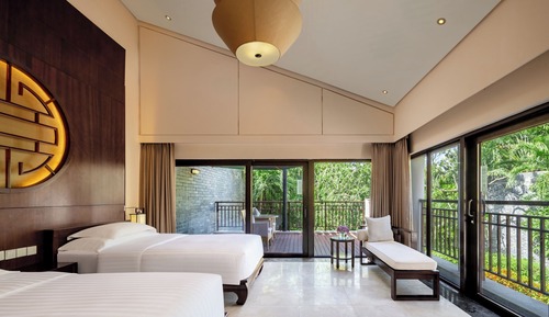 Luhuitou Two Bedroom Pool Villa