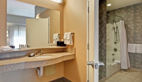 Room, 2 Queen Beds (Mobility/Hearing Accessible, Tub)