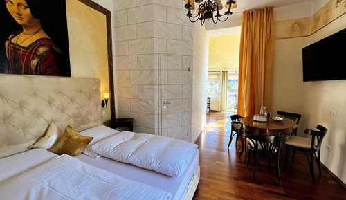 Superior Apartment (Leonardo da Vinci)