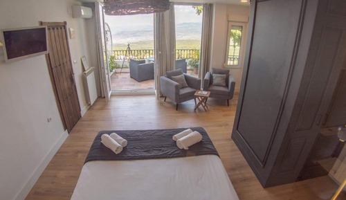 Premium Double Room, 1 King Bed, City View