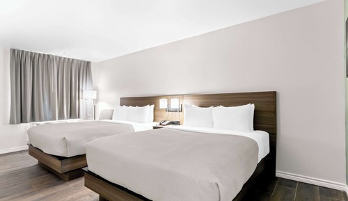 Room, 2 Queen Beds, Accessible, Non Smoking