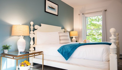 Acadia Cottage King