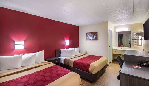 Room, 2 Double Beds, Accessible, Non Smoking (Mobility, Tub with Grab Bars)