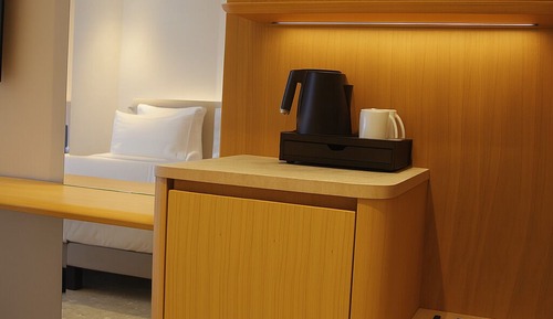 Standard Room, 1 King Bed, Patio (20SQM, Flatscreen TV)