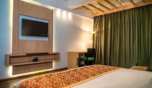 Deluxe Room, Lake View