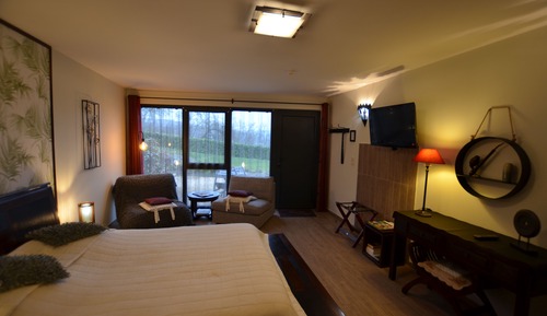 Double Room (Bambou)
