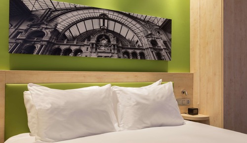 Room, 1 King Bed, Accessible