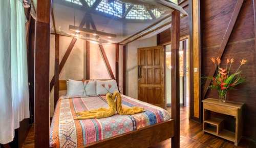 Luxury Suite, 3 Bedrooms, Hot Tub, Garden View