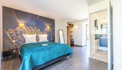 Deluxe Double Room, 1 Queen Bed, Terrace, Sea View