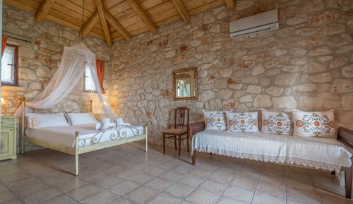 Standard Duplex, 1 Bedroom, Kitchen, Partial Sea View