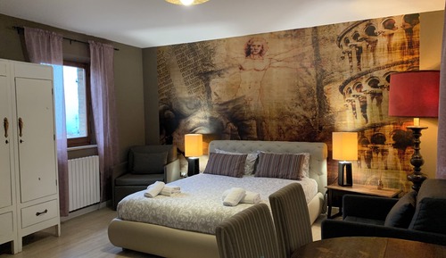 Deluxe Quadruple Room, City View
