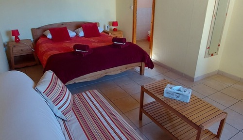 Standard Suite, Ensuite (Coquelicots)