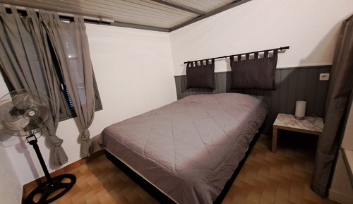 Apartment (LES ROMARINS 007)