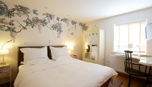 Classic Double Room