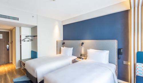 Room (Specialty)