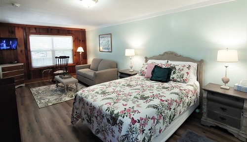 The Cattail Room