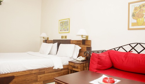 Executive Room (Deluxe)