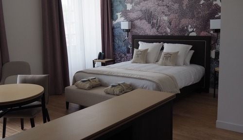 Executive Suite