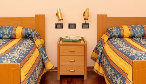 Comfort Triple Room