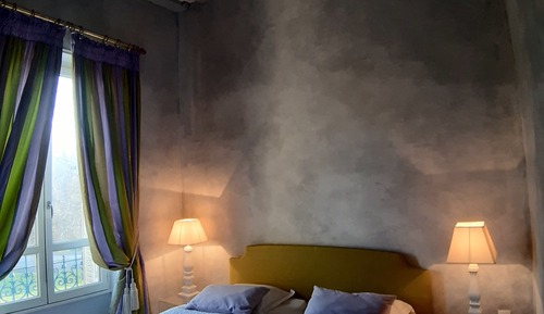 Family Suite (Romance)