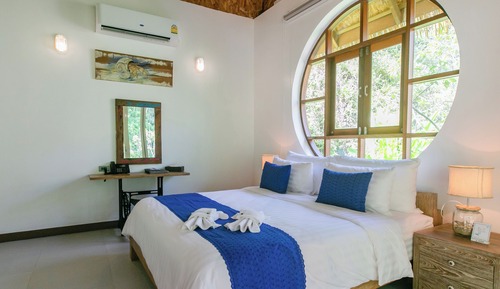 Garden villa