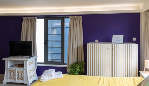 Double Room (14)