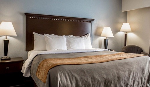 Standard Room, 2 Queen Beds, Non Smoking