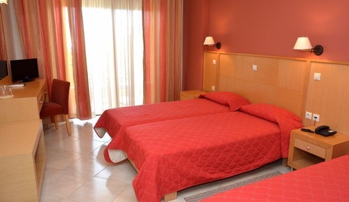 Basic Triple Room