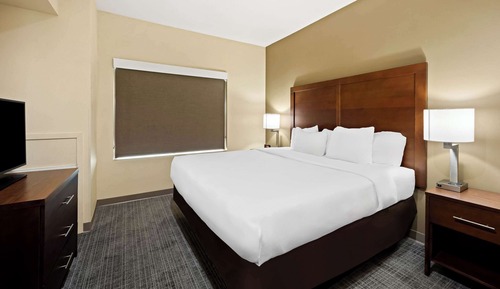 Suite, 1 King Bed, Non Smoking (1 Bedroom)
