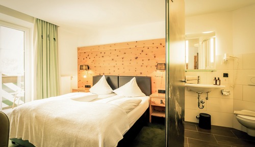 Classic Double Room, Balcony