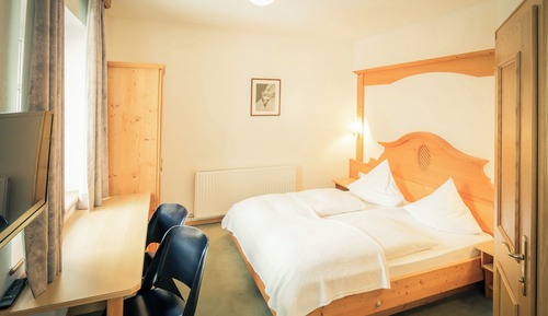 Classic Double Room