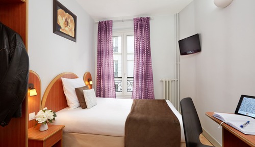 Single Room, Private Bathroom