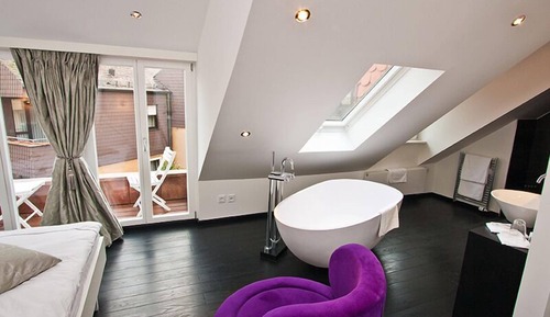 Double Room (Romy)