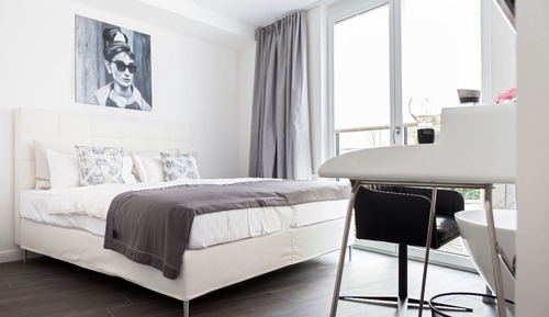 Double Room (Audrey)