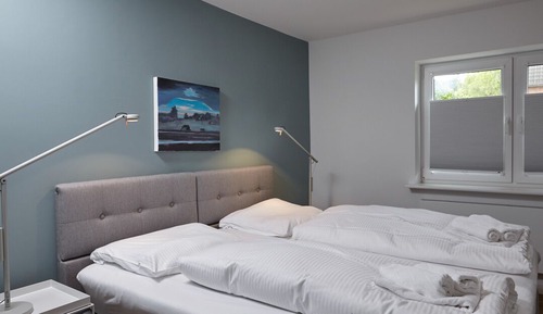 Apartment (2)