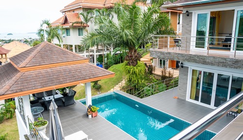 Seaview Deluxe with Jacuzzi