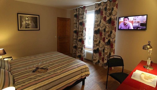 Room, 1 Queen Bed, Accessible, Non Smoking (Chambre 2)
