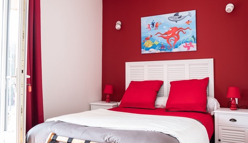 Double Room (Salsa)