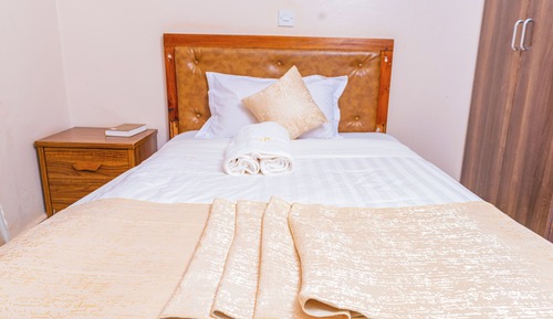 Deluxe Single Room