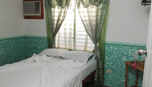 Standard Triple Room, Multiple Beds, Partial Sea View