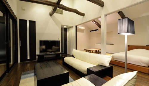 Twin Room with Tatami Area and Open-Air Hot Spring Bath, Mt. Fuji View [Kumo Hiki], Non Smoking