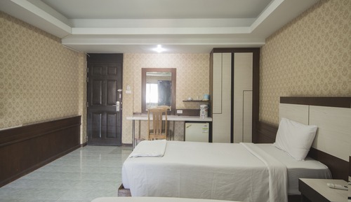 Economy Twin Room