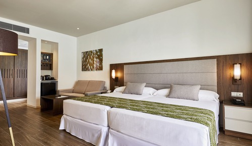 Junior Suite (Overwater - B2C CA )