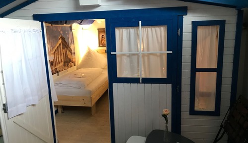 Triple Room, Shared Bathroom (Cabin Greece)