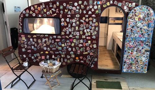 Romantic Room, Shared Bathroom (Finland Caravan)