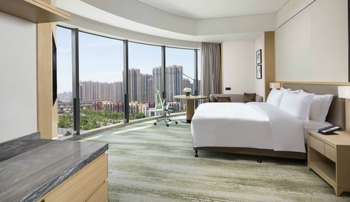 Premium Room, 1 King Bed