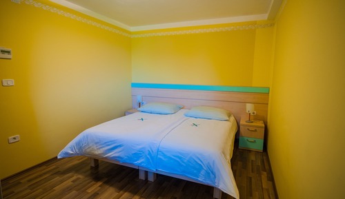 Room Majnica